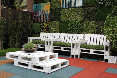 Terraza con 3 asientos y Mesa 120.000.- 
