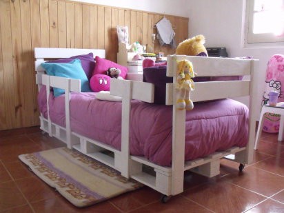 Camas con Barandas 100.000.-
